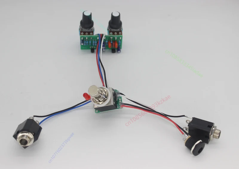 DIY electric guitar manual effect Roger Mayer Axis Fuzz replica Fuzz single circuit board