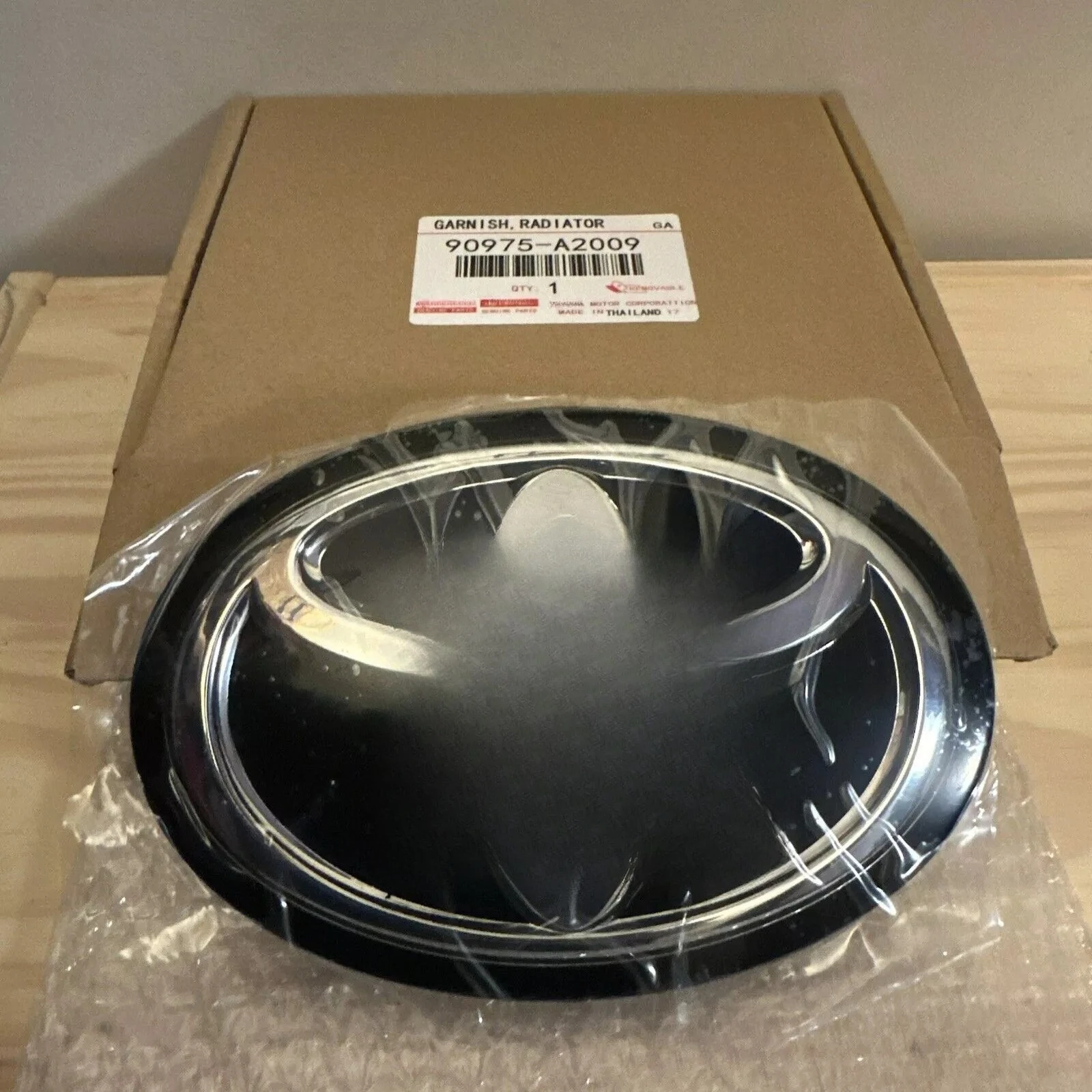 

Оригинальный новый значок Acc, передняя решетка с логотипом, радар 90975-a2009 для Toyota Camry 2021-2023, передний логотип, акпроникновение