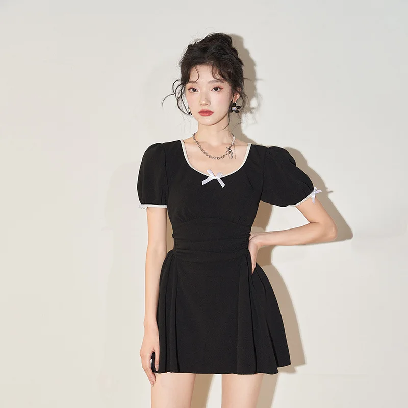 

2023 New Solid Skirt Style Split Flat Angle Swimsuit Women Thin Belly Fresh High Collar Short Sleeve Student Hot Spring Suit