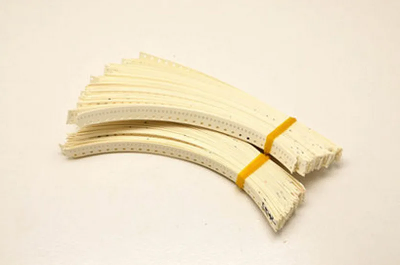 

20 значений * 50 шт. = 1000 шт. 0402 1% SMD SMT чип комплект резисторов в ассортименте 0 Ом до 1 м ом