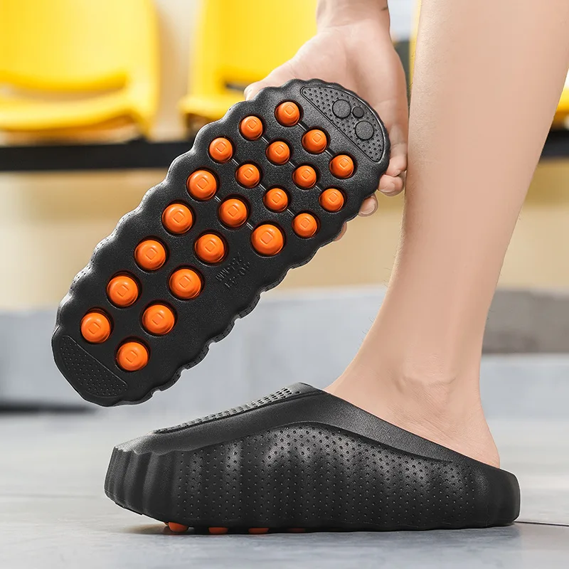 2026 popular Baotou sandals for men and women in summer, thick soled massage particles, sports hole shoes, outdoor beach sandals