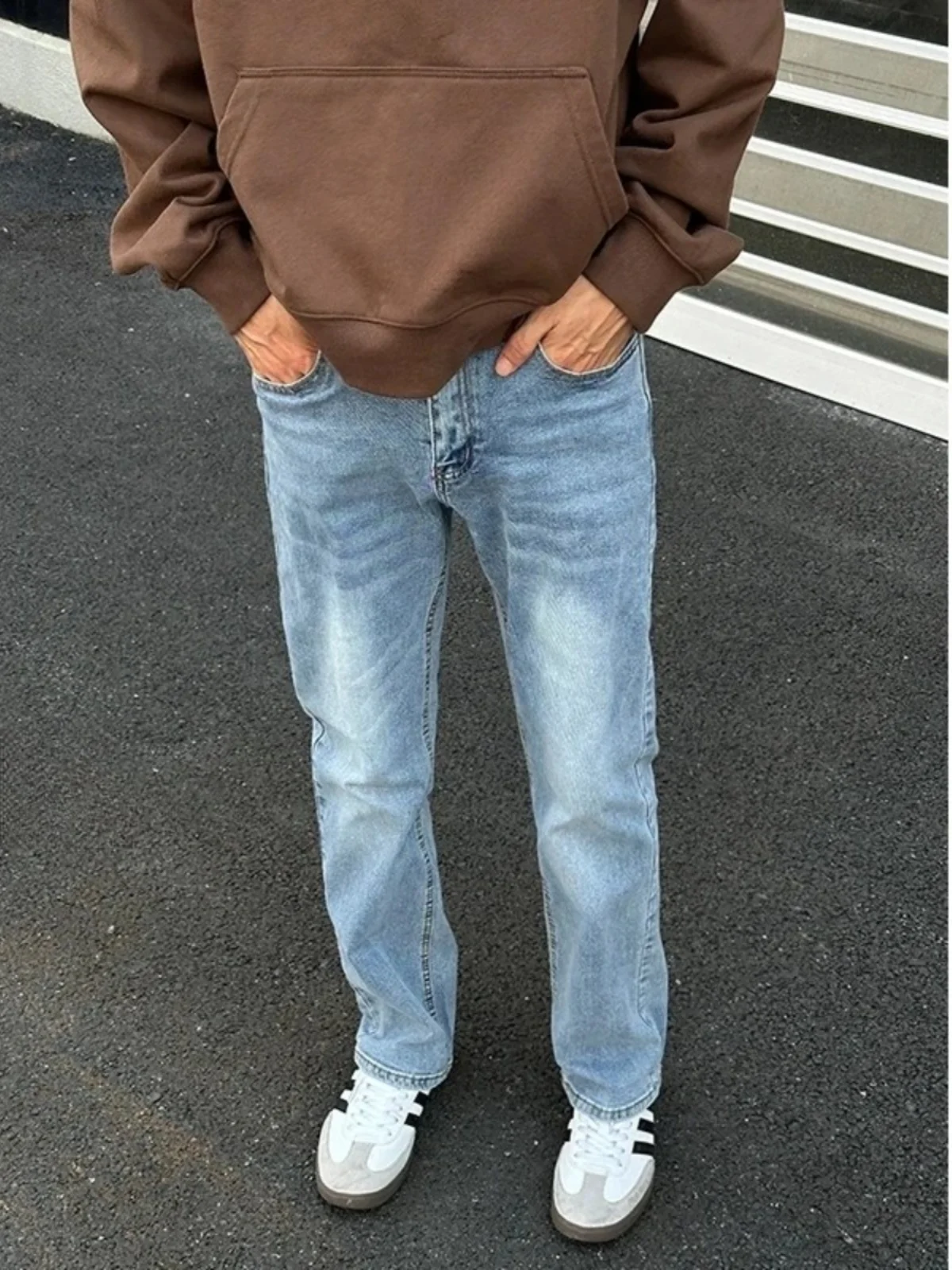 

Светло-голубые мужские джинсы Zhongshan Dayong: летние тонкие брюки-стрейч в американском стиле High Street, прямые, слегка расклешенные