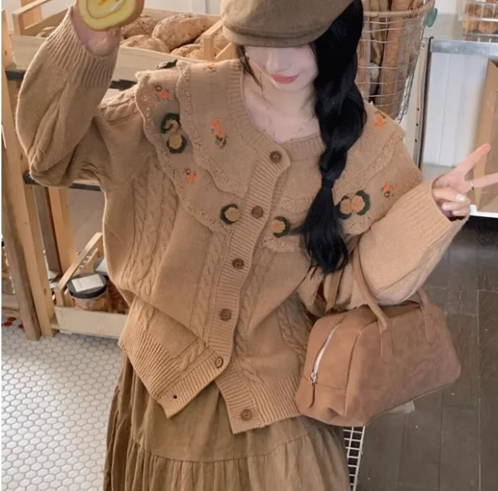 كبيرة الحجم النساء الخريف موضة تنوعا الرجعية المطرزة سترة سترة عالية الخصر ألف خط فضفاض الكورية الحد من العمر تنورة