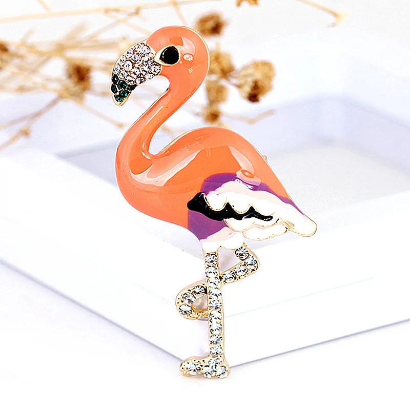 Creative Colorful Enamel Pearl Flamingo Bird Brooches For Women Unisex Rhinestone Crane Animal Brooch Pins Jewelry Friend Gifts