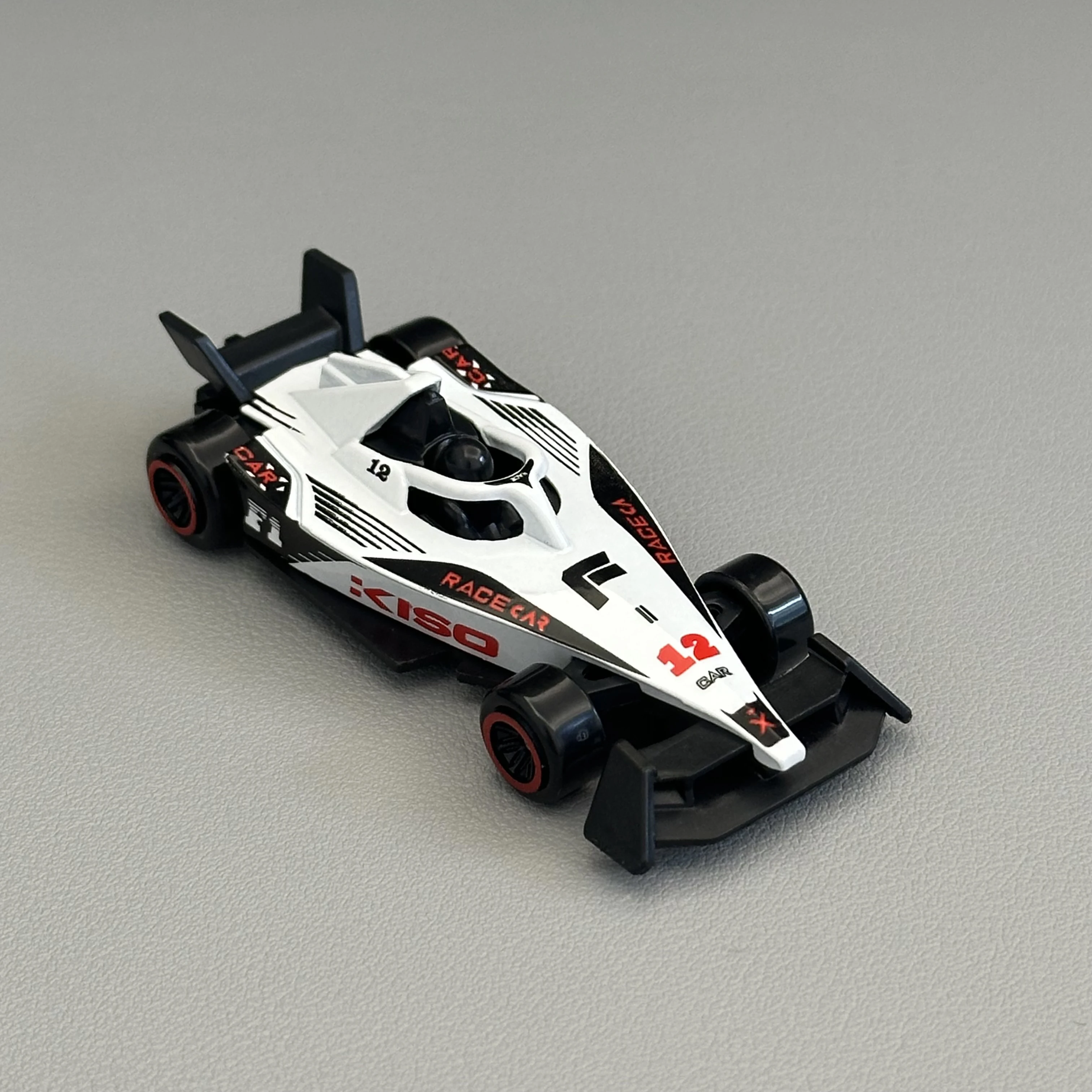 1/64 Diecast Alloy Racing Car Open Wheel Formula Style Single Seater Miniature Collectible Model Display Toy for Motorsport Fans
