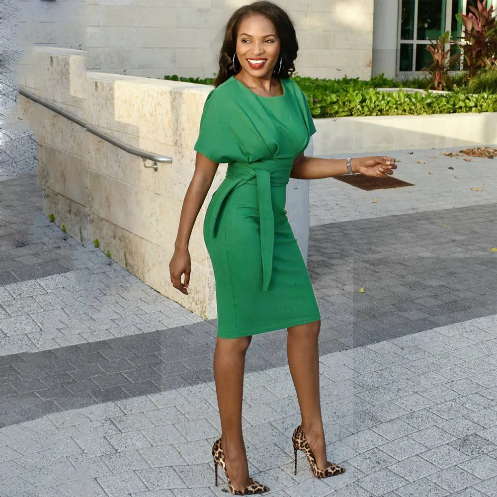 فساتين نسائية ضيقة الخصر برباط سادة بقصة ضيقة وأكمام قصيرة ورقبة مستديرة فستان أنيق ضيق فيستدوس مكتب سيدة 2025