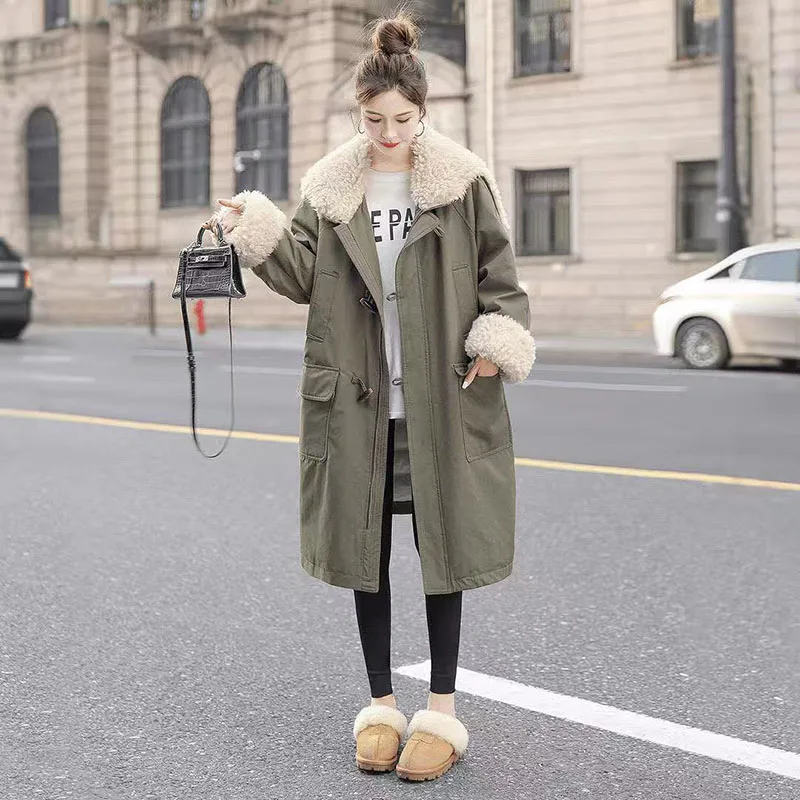 

Super nice lamb feather down cotton-padded jacket female 2025 winter new long thick design sense overcome cotton-padded clothes