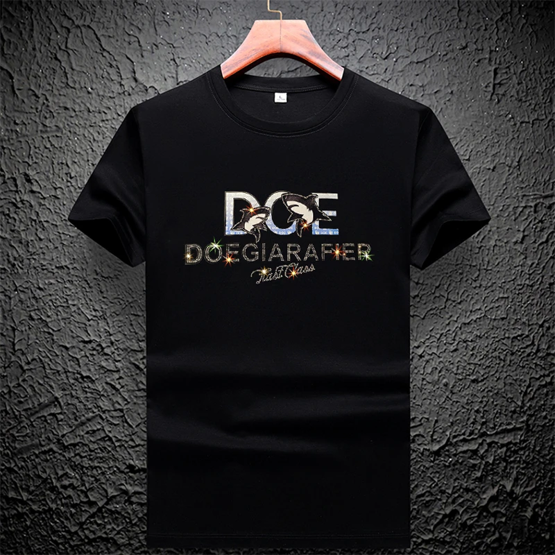 

The 2025 new printed round-neck T-shirt is a trendy high-end T-shirt for both men and women