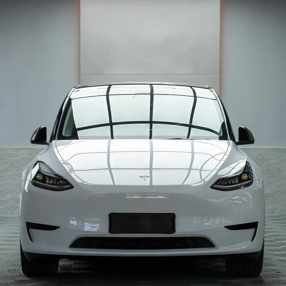 

High-quality PET Glossy White Covering Vinyl Car Package Film Round Bubble Free Sticker Car Body Styling Decoration Accessories