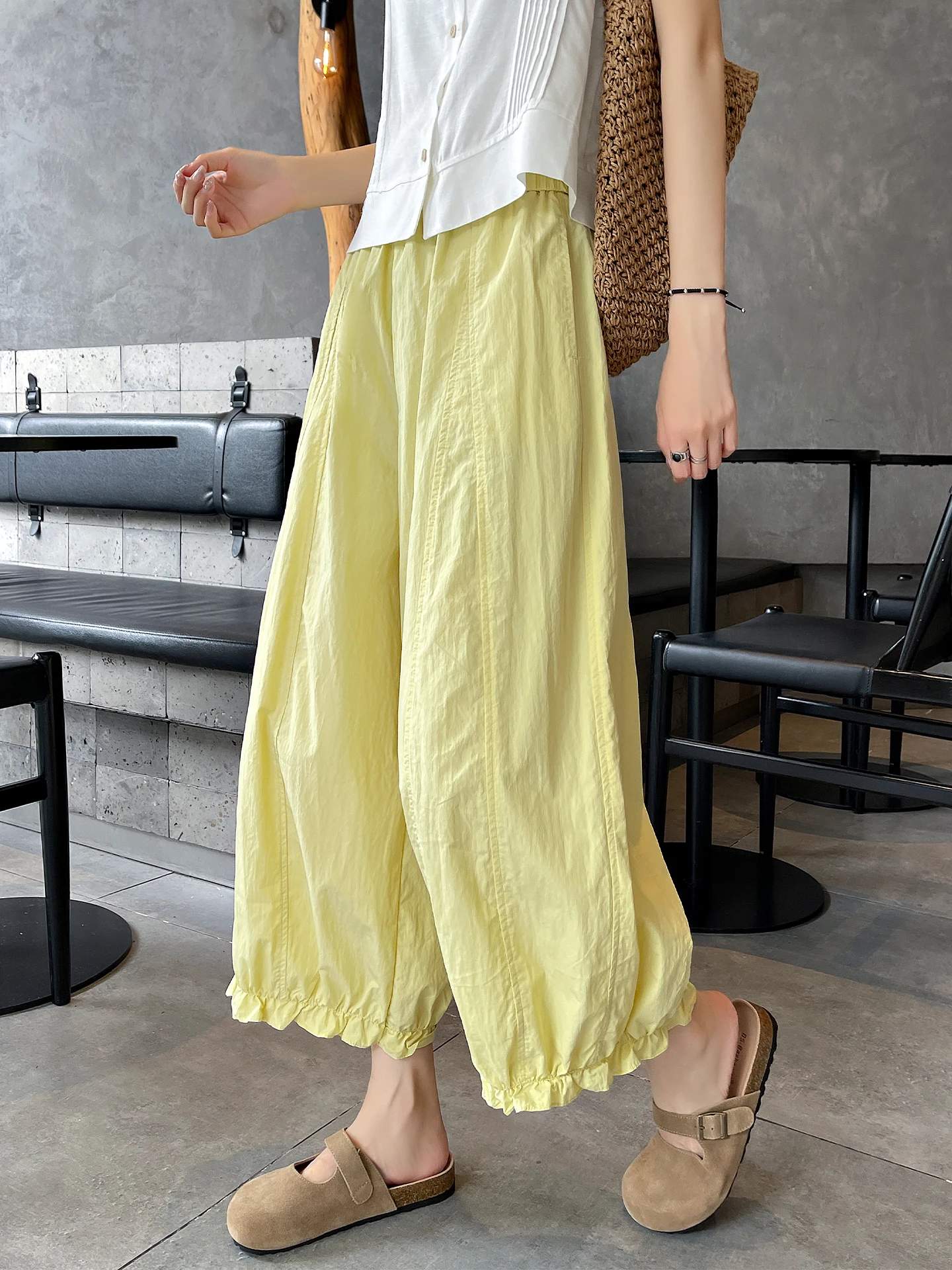 

Желтые шелковые брюки-палаццо для женщин, летние, тонкие, маленьких размеров, с защитой от солнца, быстросохнущие, укороченные, в стиле фонарик