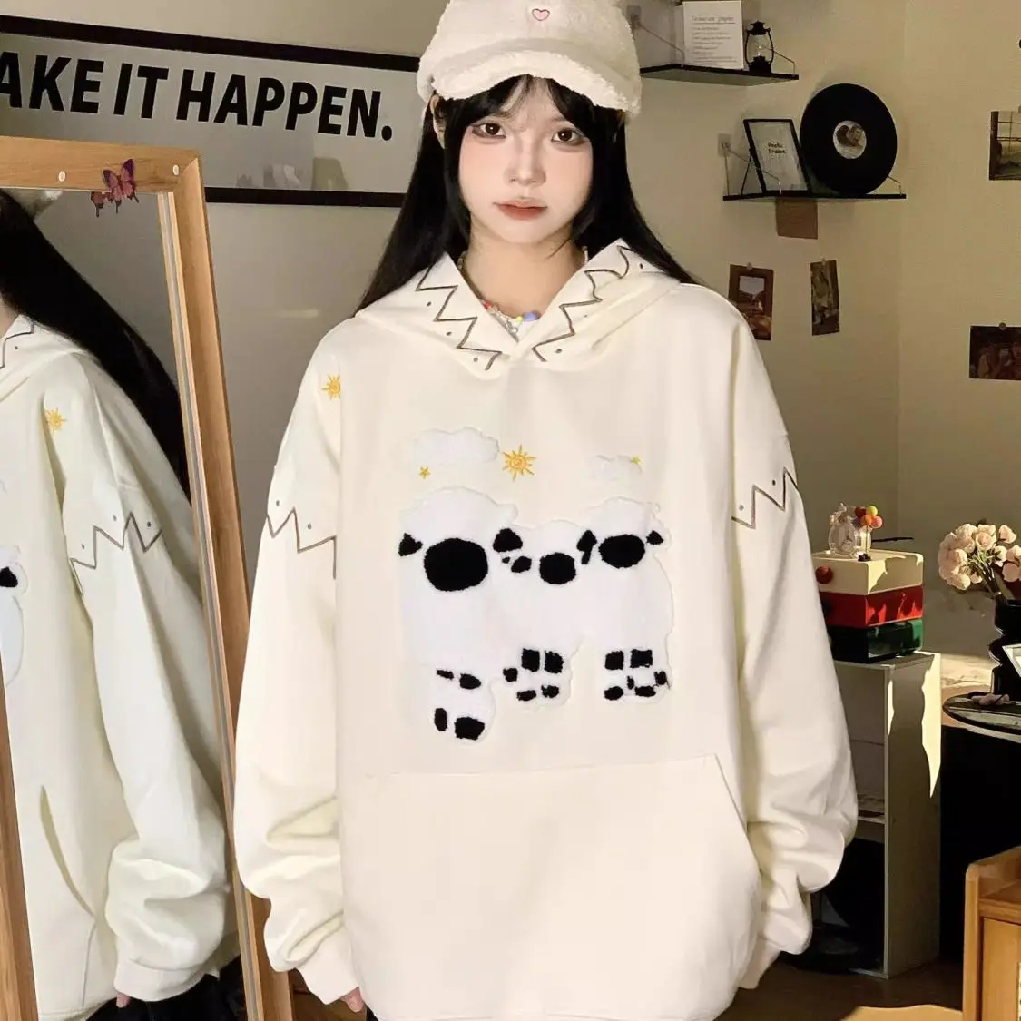 

College Style Design Embroidered Lamb Hooded Sweatshirt Women Autumn Winter New Loose Cute Versatile Hoodie Long-Sleeved Top