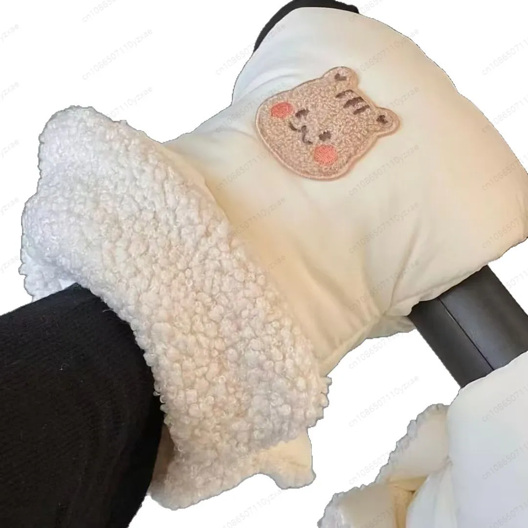 Cute Squirrel Stroller Handle Covers, Warm Winter Gloves for Pram and Shopping Cart, Windproof Baby Pushchair Mittens