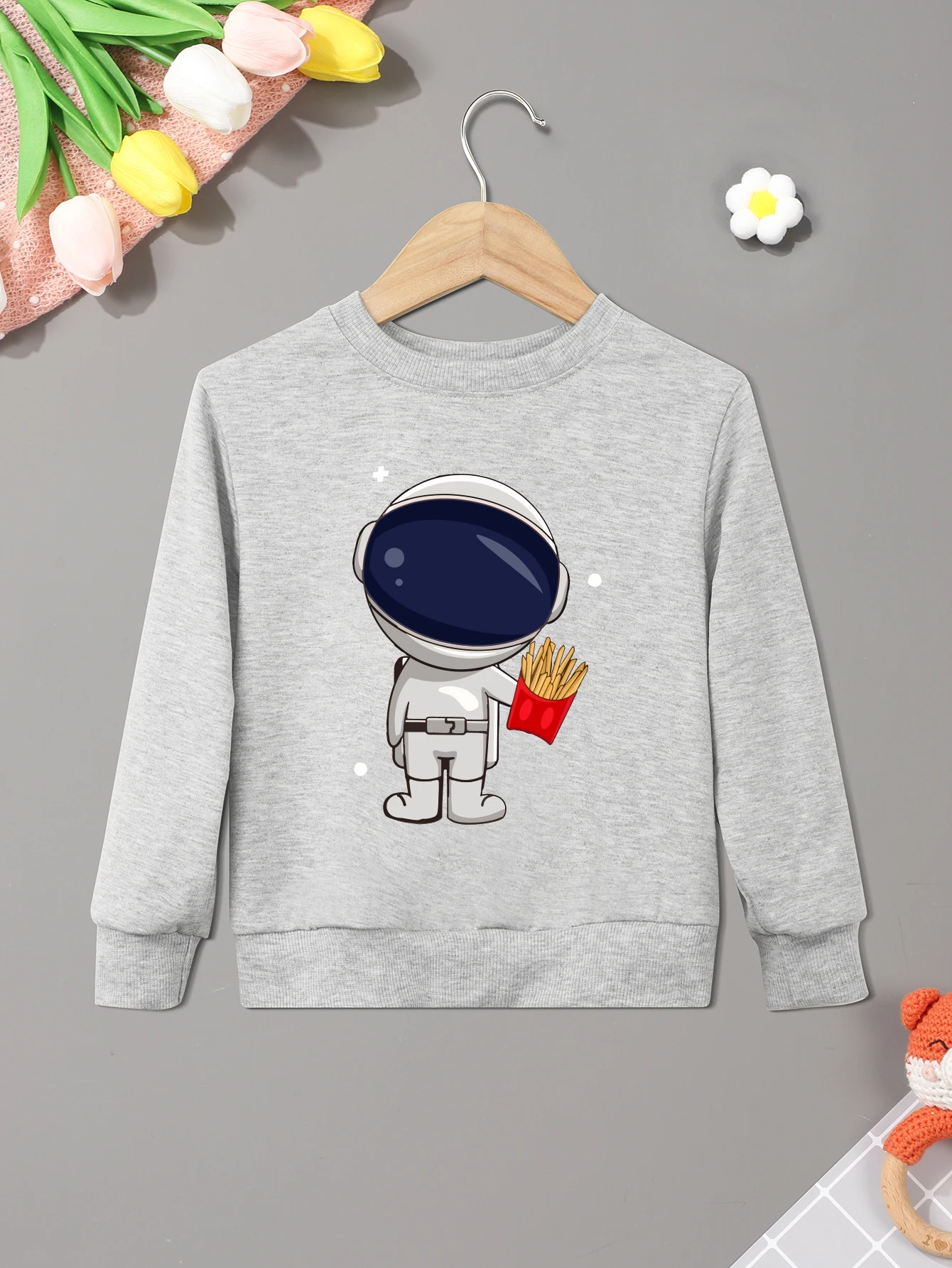 Cartoon Spaceman And Fries Print Children Creative Sweatshirt Casual Lightweight Comfy Tops Kids Clothings