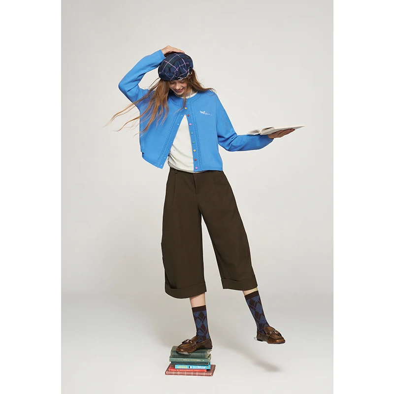 ELFSACK Women's Vintage Loose Plaid Pants with Cuffed Hem, Button Decor Casual Trousers for Everyday Wear