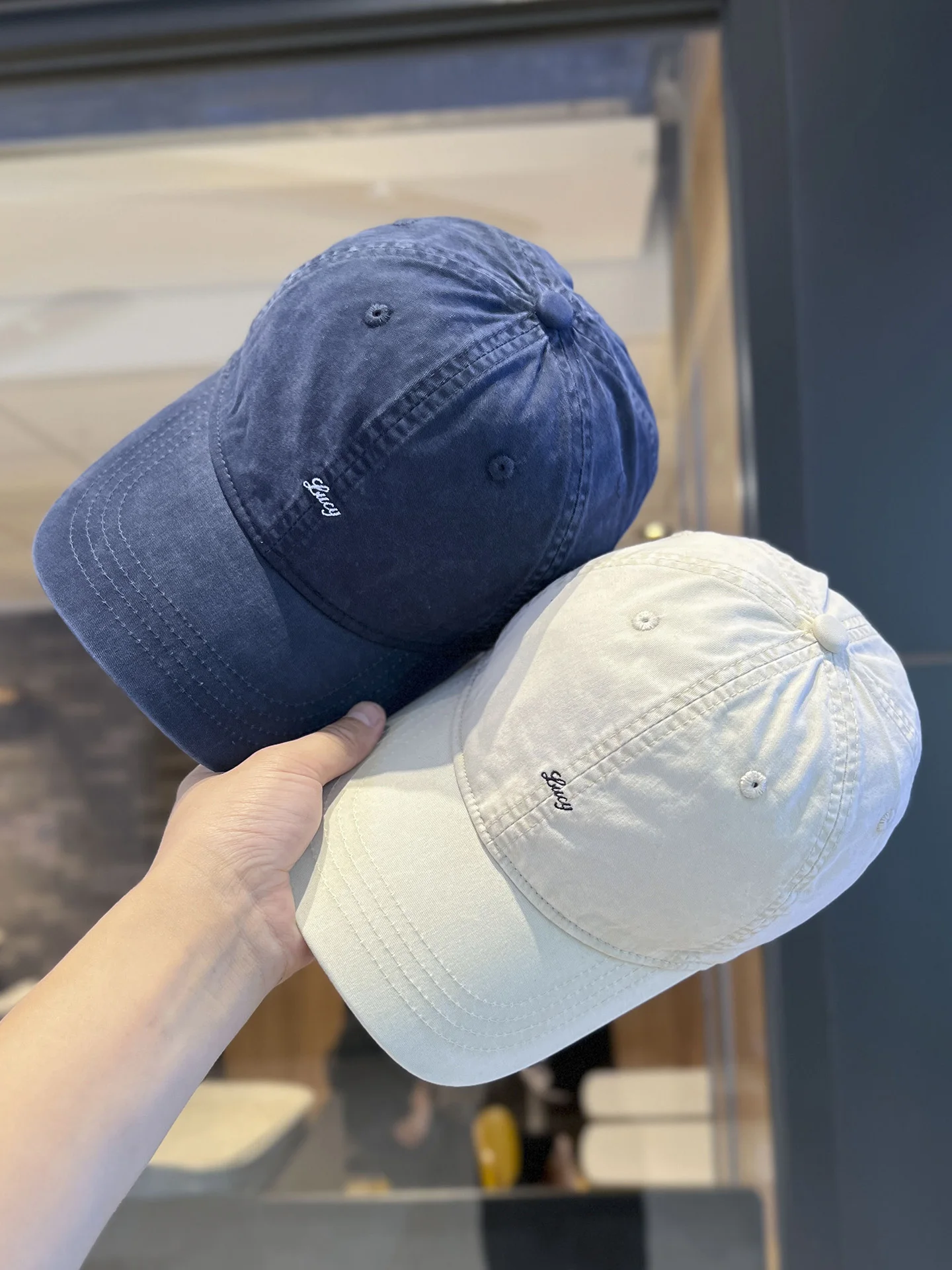 

Versatile Embroidered Letter Baseball Cap for Men and Women, Washed Soft Top Duckbill Cap, Couple's Street Sun Hat