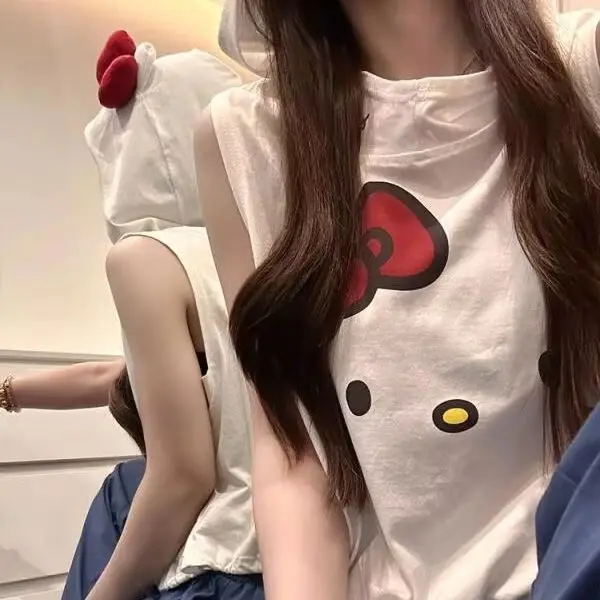 Short Sleeved Sleeveless T-Shirt for Girls Hello Kitty Summer New Item Age Reducing Sanrio Hooded Tops Women's Design Spicy Girl