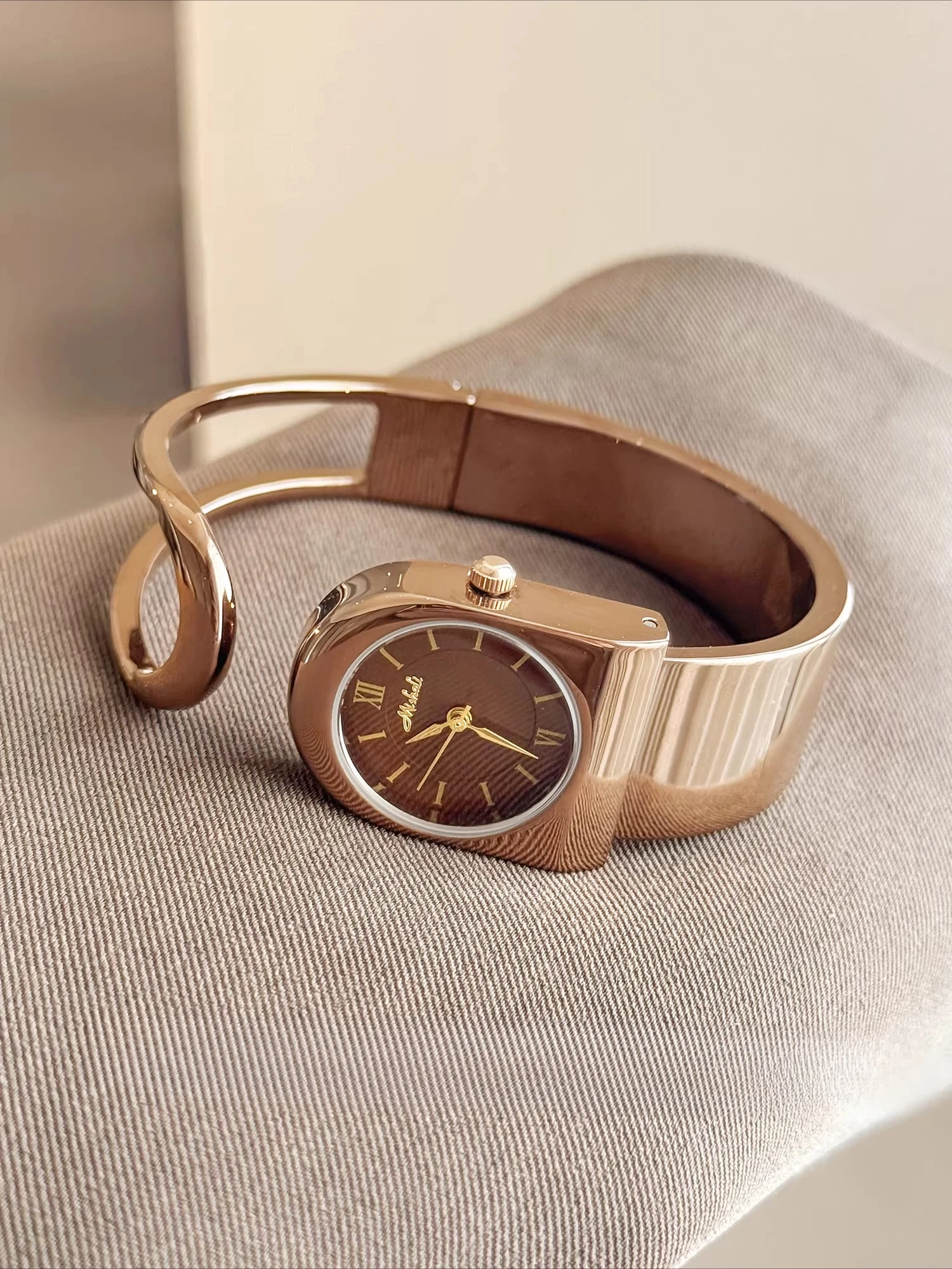 New Women'S Luxury Small Watch, A Luxurious Gift For 2026. Elegant Women'S Wristwatch, Premium Selected Timepiece.