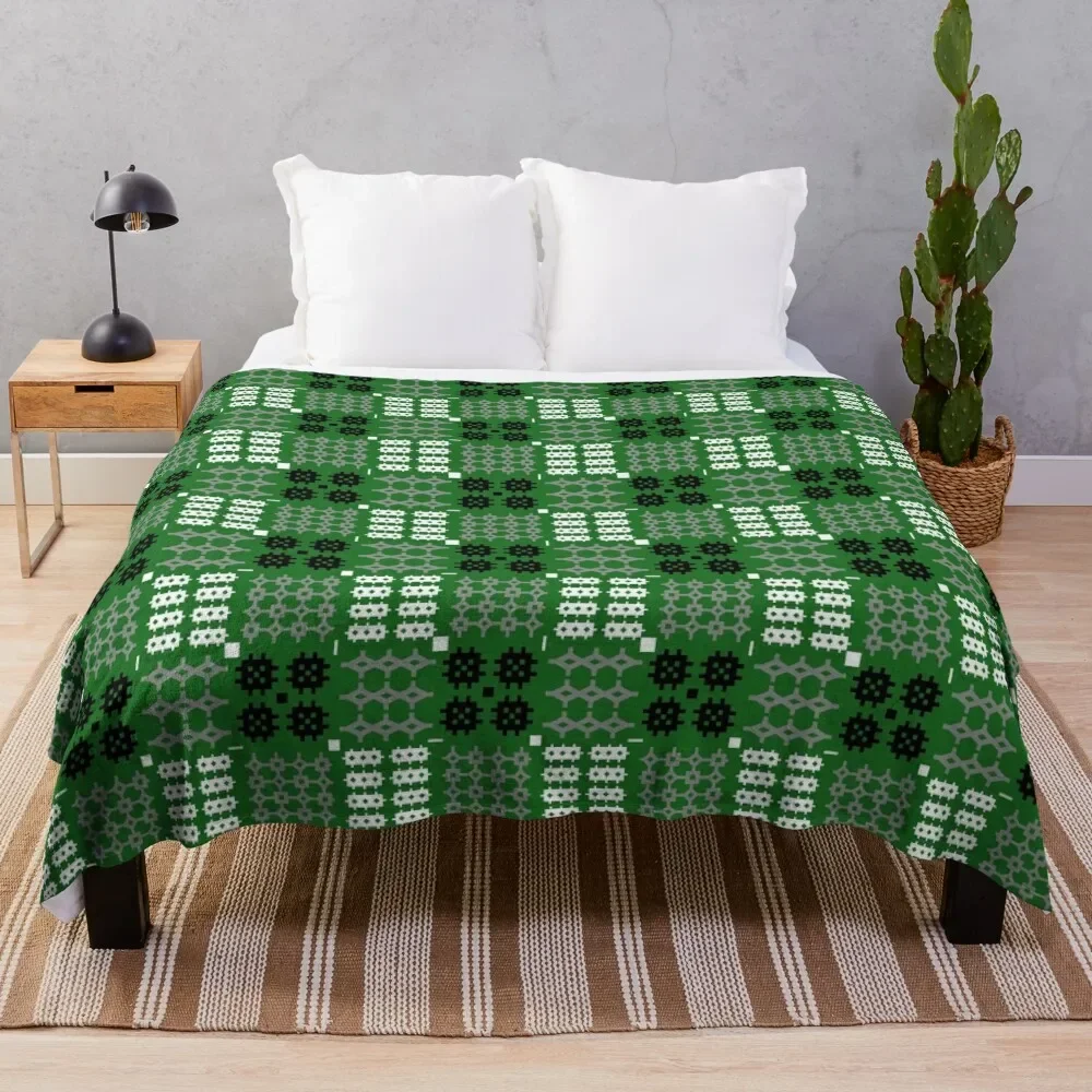 

Welsh Tapestry Pattern, Carthen Cymraeg, Cymreig (green) Throw Blanket Sleeping Bag Decorative Beds anime Blankets