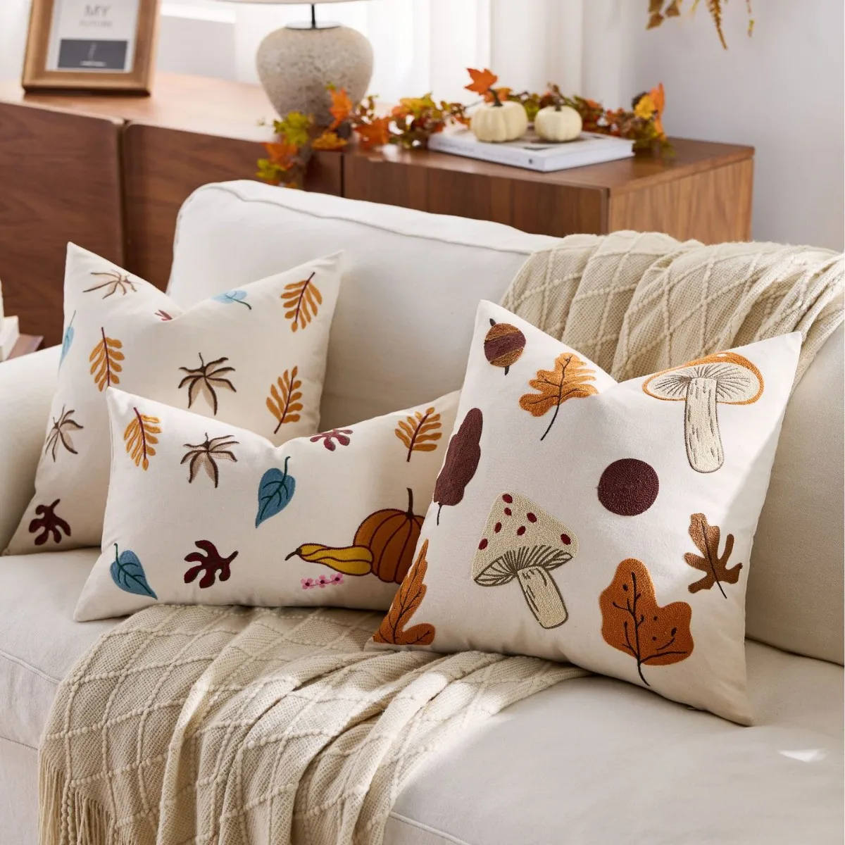 

45X45cm Throw Cushion Cover Nordic Fashion Autumn Maple Leaf Pumpkin Sofa Bedroom Living Room Comfortable Pillow Case Cover