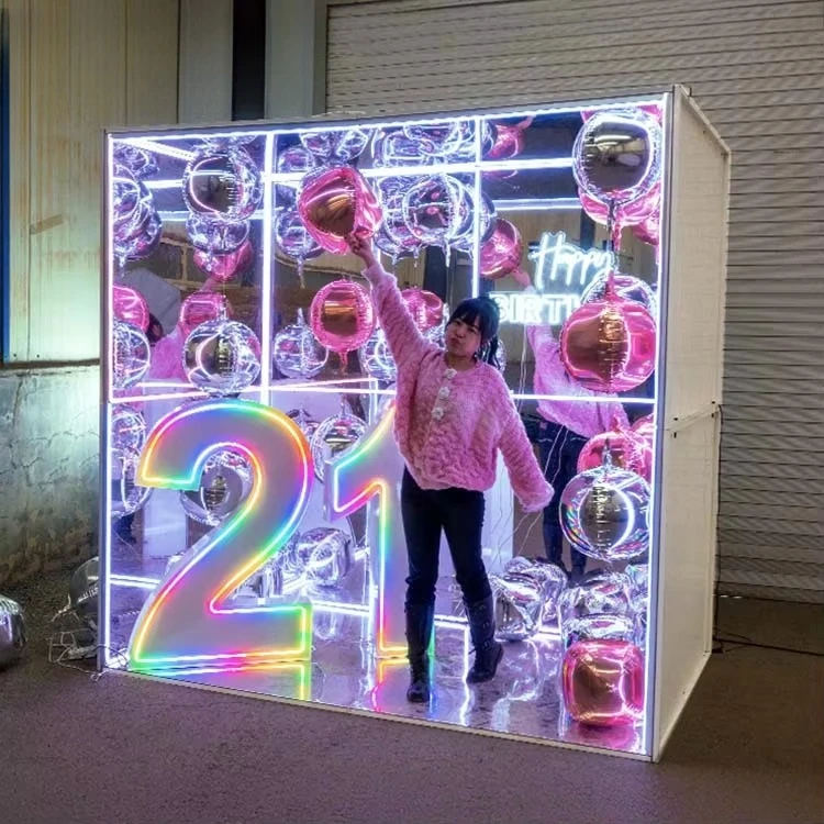 Wholesale Light Emitting Diode 360 Party Mirror Photo Booth Cube with Kaleidoscope Panel Frame