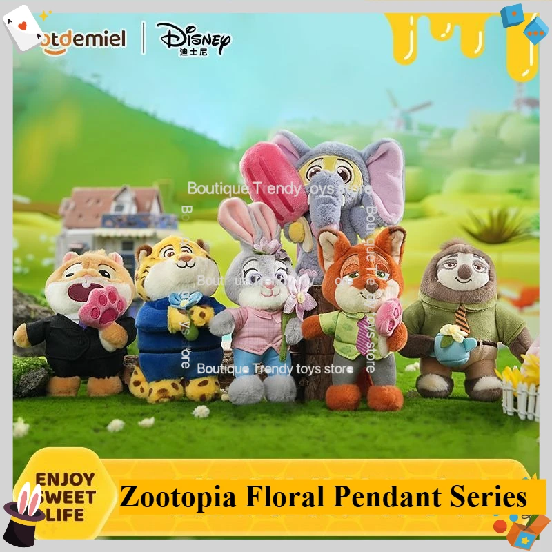 

Cute Cartoon Plush Toy Pendant - Licensed Potdemiel Honey Pot New Style Design for Birthday Holiday Gift Collectible