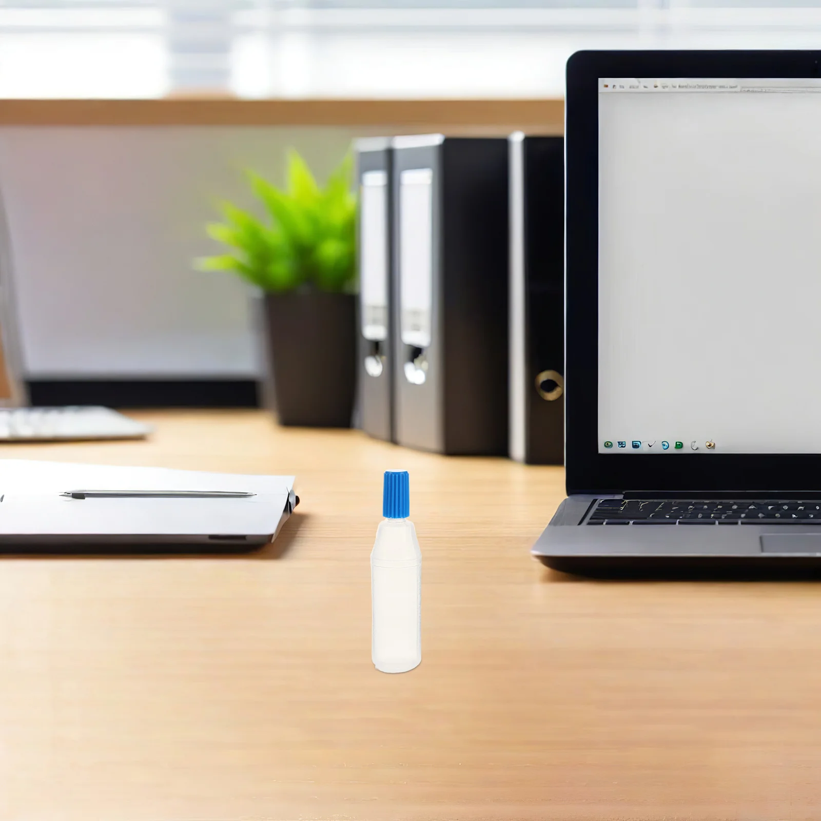 

150Pcs Eye Dropper Bottles Plastic Squeezable Transparent Liquid Containers Refillable Leakproof for Travel Use