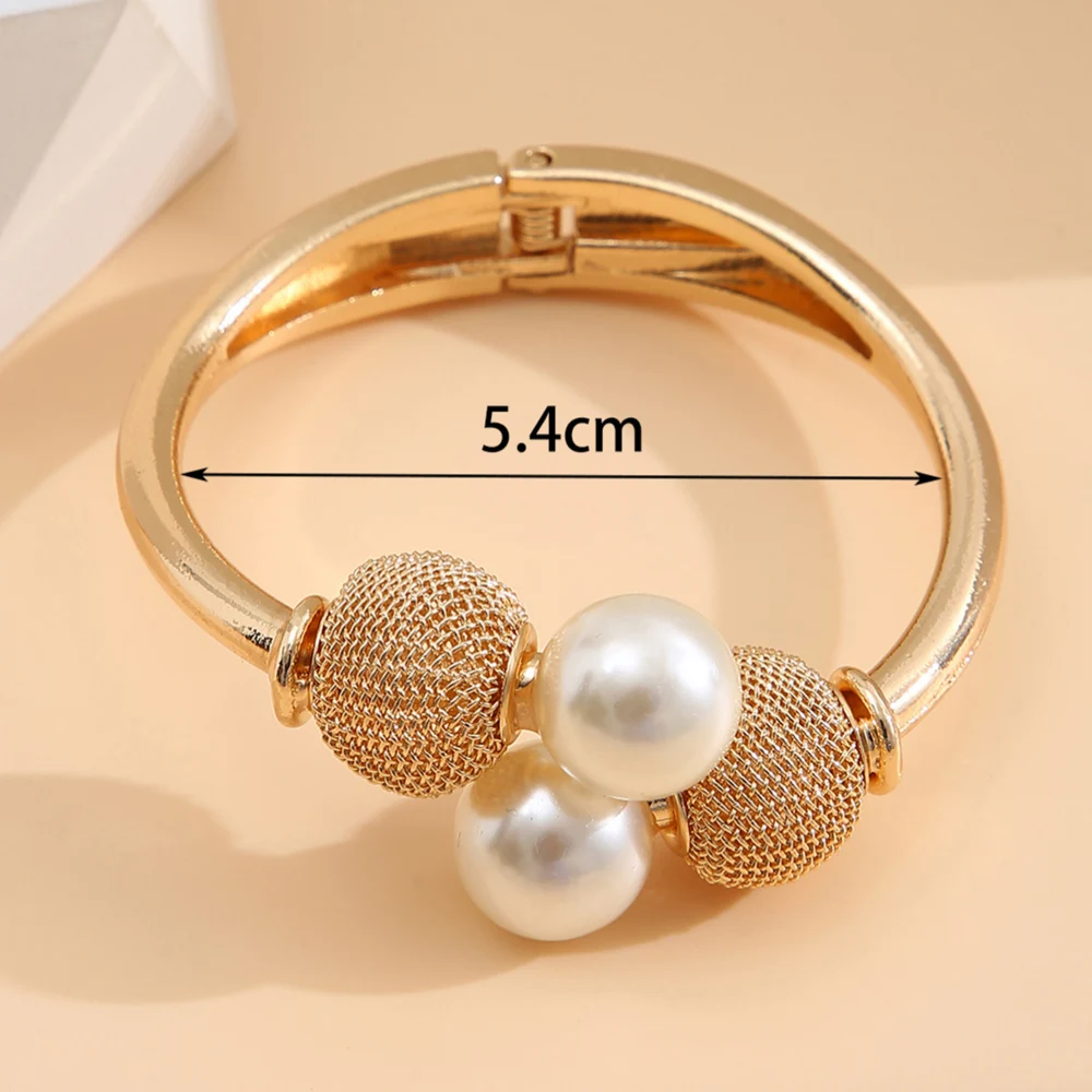 Vintage Geometric Hyperbole Gold Color Metal Open Bangle for Women Lady Charm Pearl Ball Female Cuff Bracelet Party Jewelry