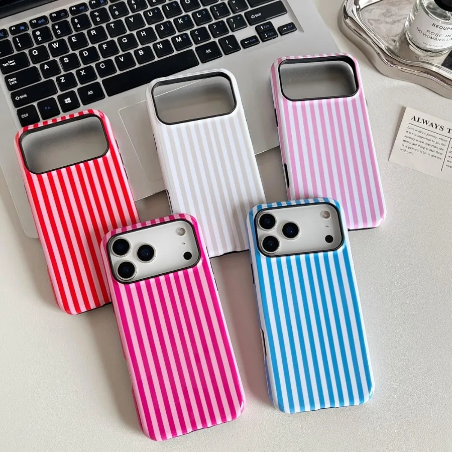 حافظة هاتف مخططة جمالية لطيفة للنساء والفتيات متوافقة مع هاتف iPhone 17 Pro المقاوم للصدمات من مادة TPU وغطاء حماية صلب للكمبيوتر الشخصي