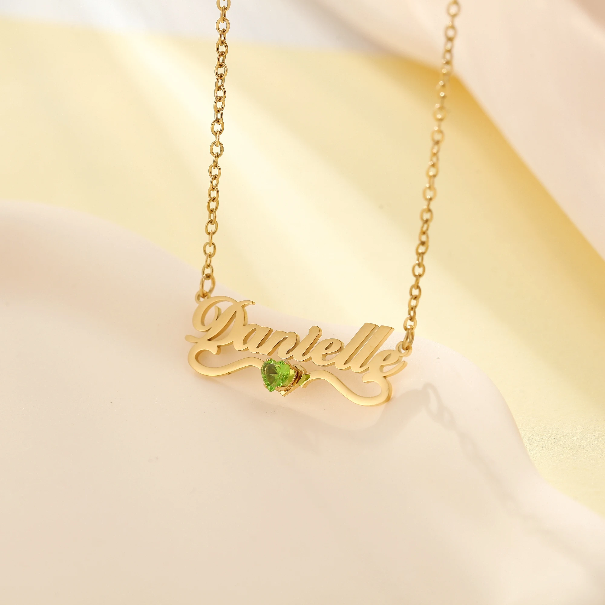 Customized Heart Name Necklace Birthstone Personalized Name Jewelry Birthday Gift For Mom Daily Text Pendant