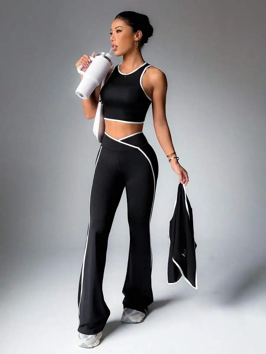 

Contrast Trim Sleeveless Crop Top And Flared Pants Workout Set For Women