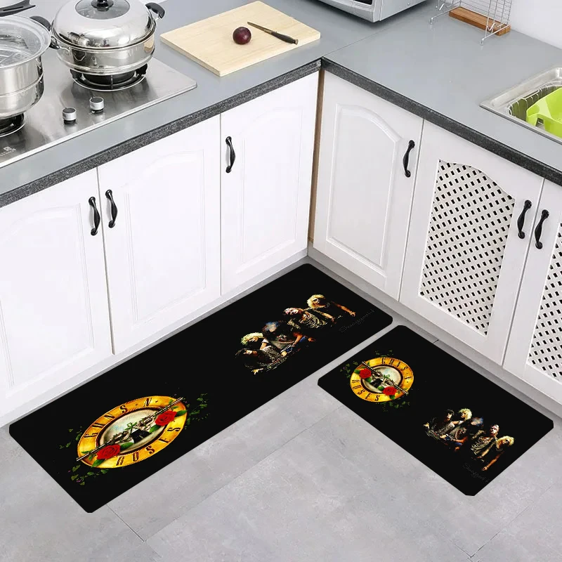 

Guns N Roses Carpets Home Aesthetic Room Decoration Kitchen Rug Bath Mat Carpet Entrance of House Rugs Balcony Foot Doormat Door