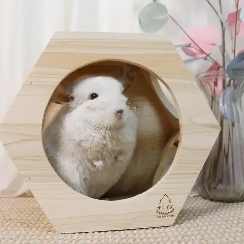 Totoro Chalet Natural Fir Chinchilla Nest Squirrel Guinea Pig Small Pet Shelter Made of Bamboo Nails Safety Small Pet Nest