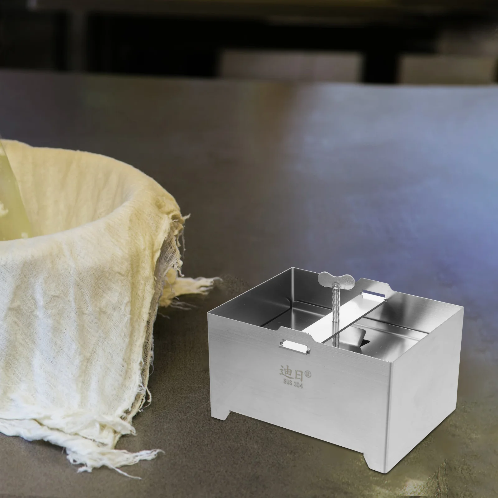 Tofu Mold and Press Bean Curd Making Machine Kitchen Cooking Convenient Stainless Steel Practical