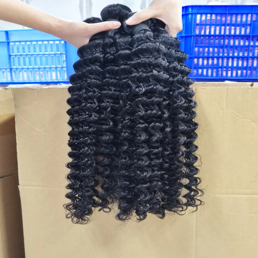 Pacotes brasileiros do cabelo humano da onda profunda, cabelo encaracolado Remy, pacote do Weave, extensões cruas do cabelo do Virgin, 26 dentro, 28 dentro, 30 dentro, 32 dentro