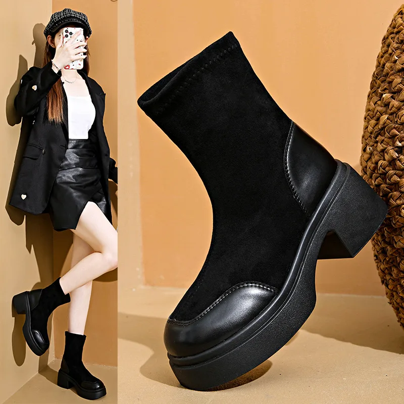 

Женские осенние ботинки в британском стиле. Тонкие ботинки на массивном каблуке. Ботильоны во французском стиле. Суперпопулярные уличные короткие ботинки.