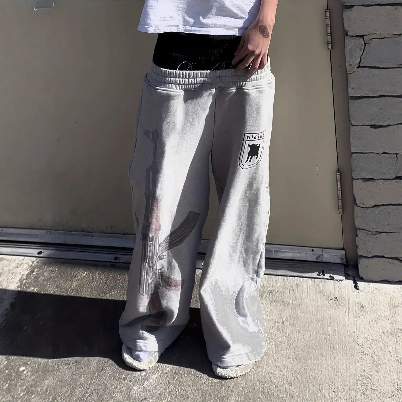 No image