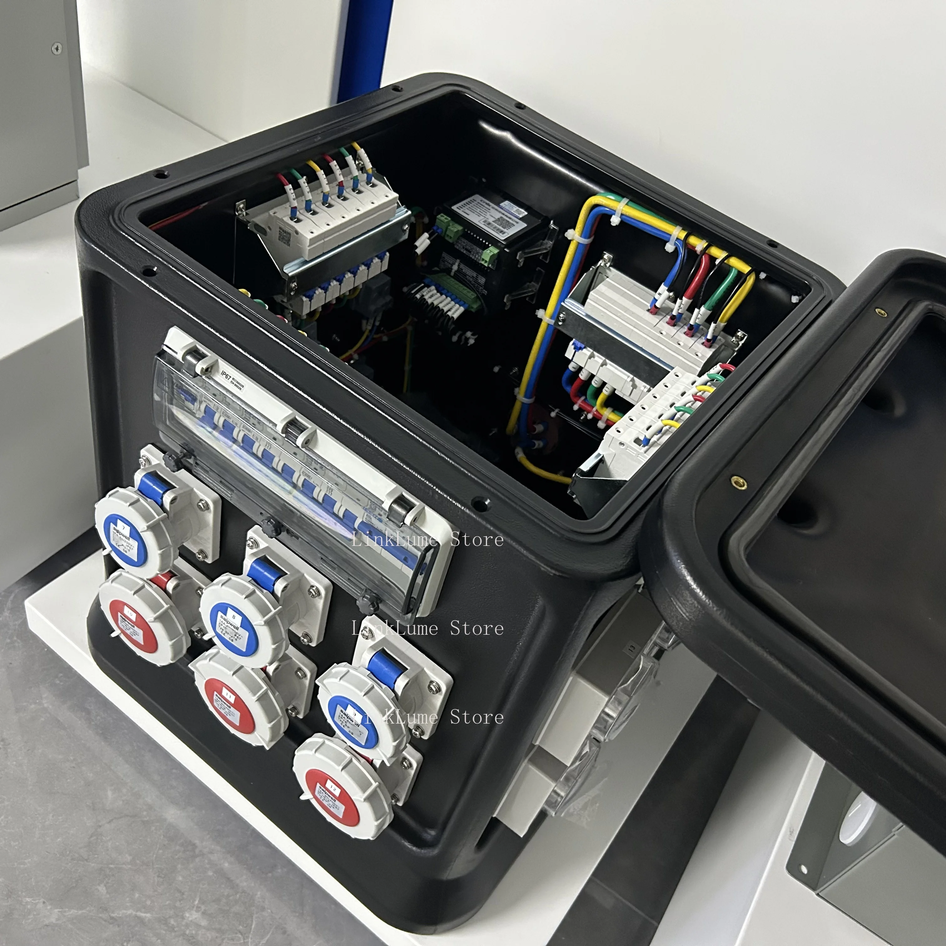 IP67 Portable Mobile  Plugs and Sockets Distribution Boards Industrial Plugs and Sockets Distribution Boards Temporary