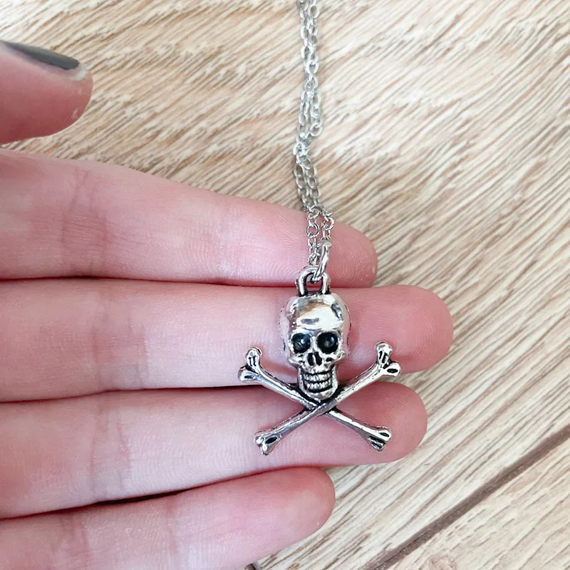 Skull Pendant Necklace for Women Men Vintage Chain Grunge Jewelry Goth Gothic Accessories Choker Y2k Aesthetic Fairy Star