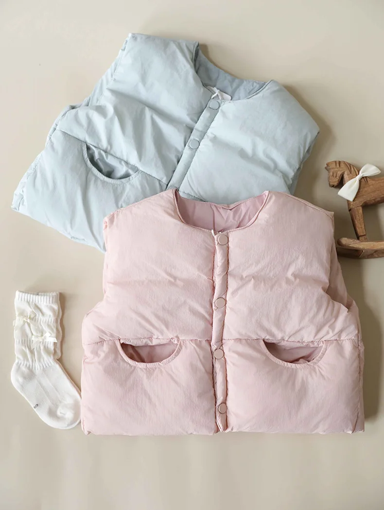 

2025 Winter New Children Warm Down Vest Solid Boys Sleeveless Coat Fashion Girls Cotton Padded Jacket Kids Thick Cardigan