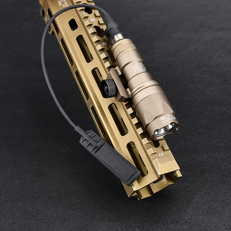 

Тактический фонарь M300 M300A SF Surefir с белым светодиодом, мощный мини-фонарь для страйкбола и охоты, совместим с системой рельсов 20 мм