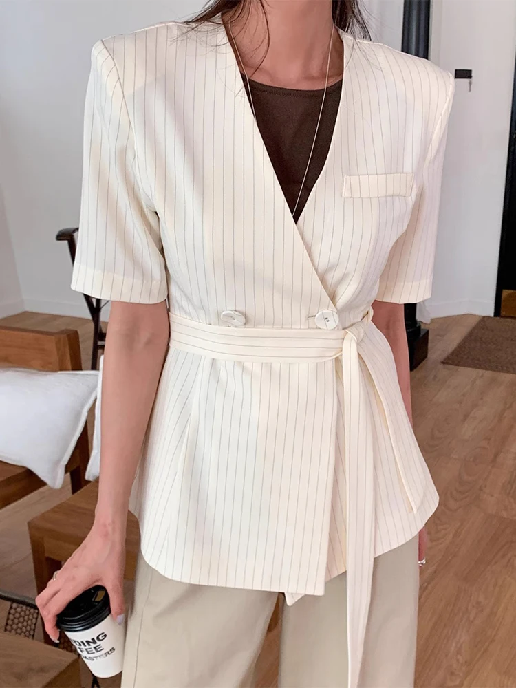 

SuperAen Korean Style High-end Striped Short-sleeved Blazer Women's Summer New Retro Double-breasted Top Jacket