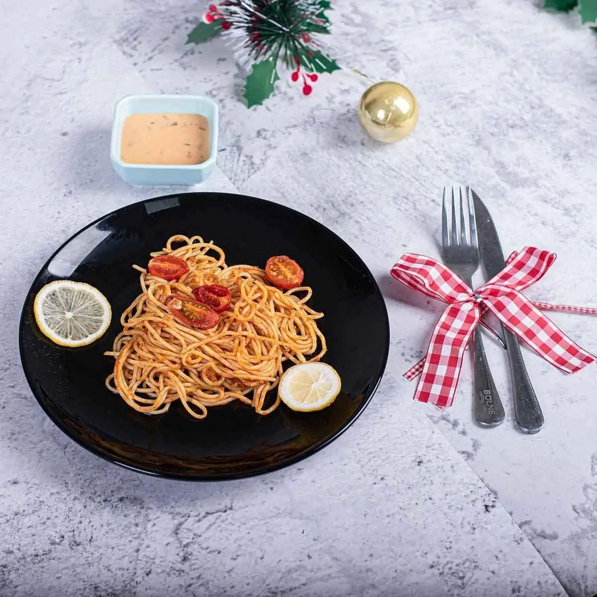 Set di piatti neri da 10 pollici, piatto da dessert/salata in porcellana, piatti da portata, set di stoviglie, resistente ai graffi, senza piombo, M