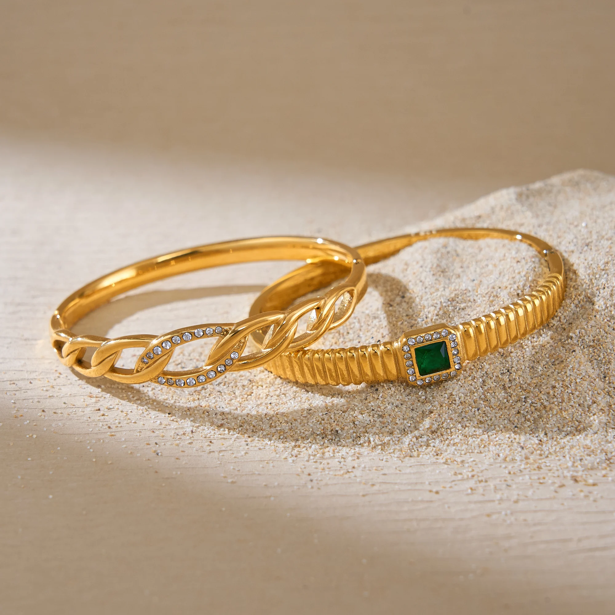 

DASEIN New 18k Gold Plated Super Shine Striped Woven Zircon Bangle Bracelet Stainless Steel High Quality Polished Jewelry Gift