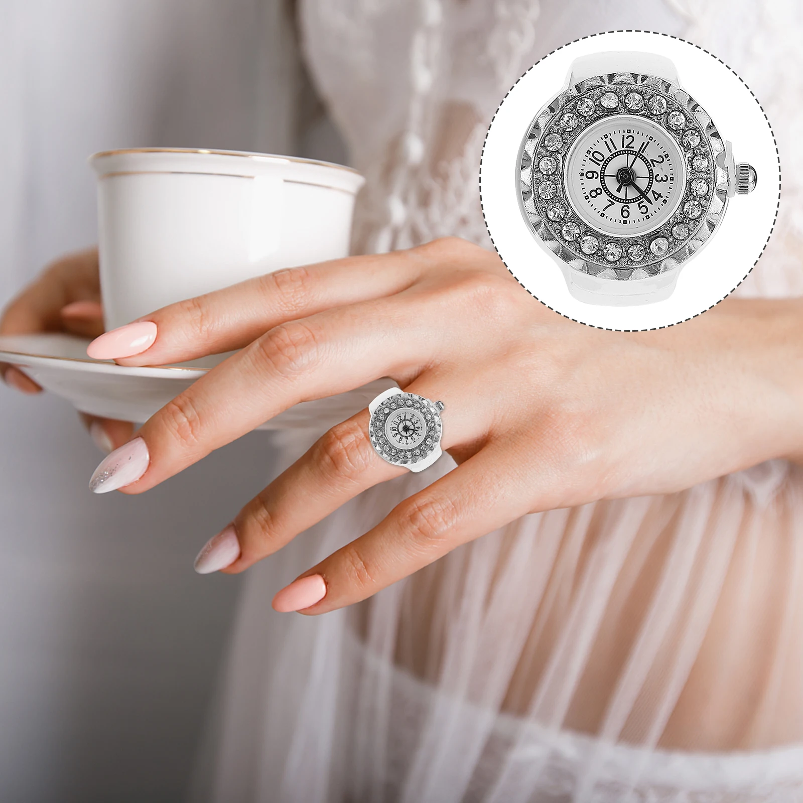 

Diamond Decorative Ring Watch in Zinc Alloy for Women Elegant Finger Jewelry with Accurate Quartz Movement Stylish Everyday