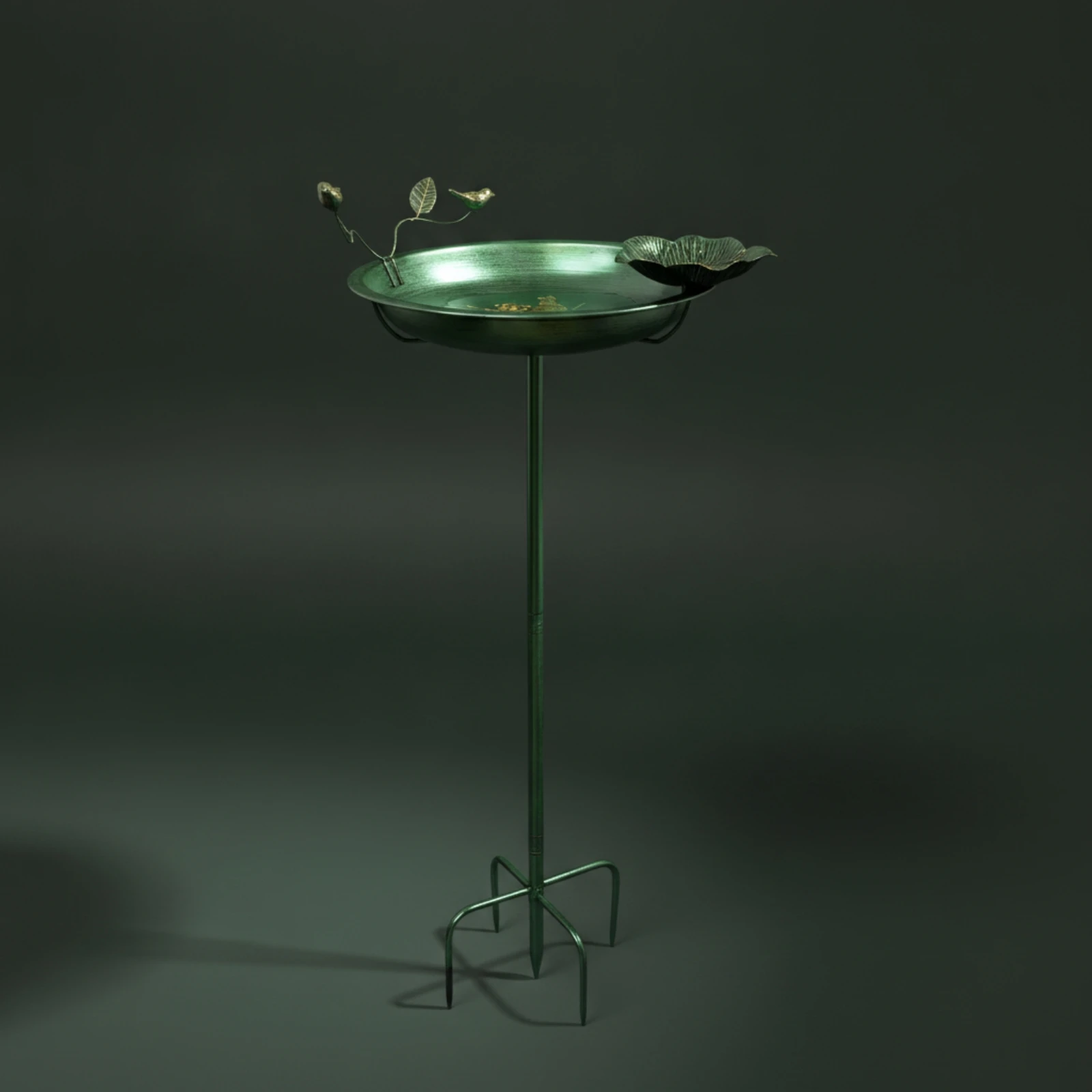 Metal Bird Bath Feeder Insert-in Bird Bath with Metal Stake Decorative Garden Stake Stable Easy to Clean for Gardeners, Yard view 6