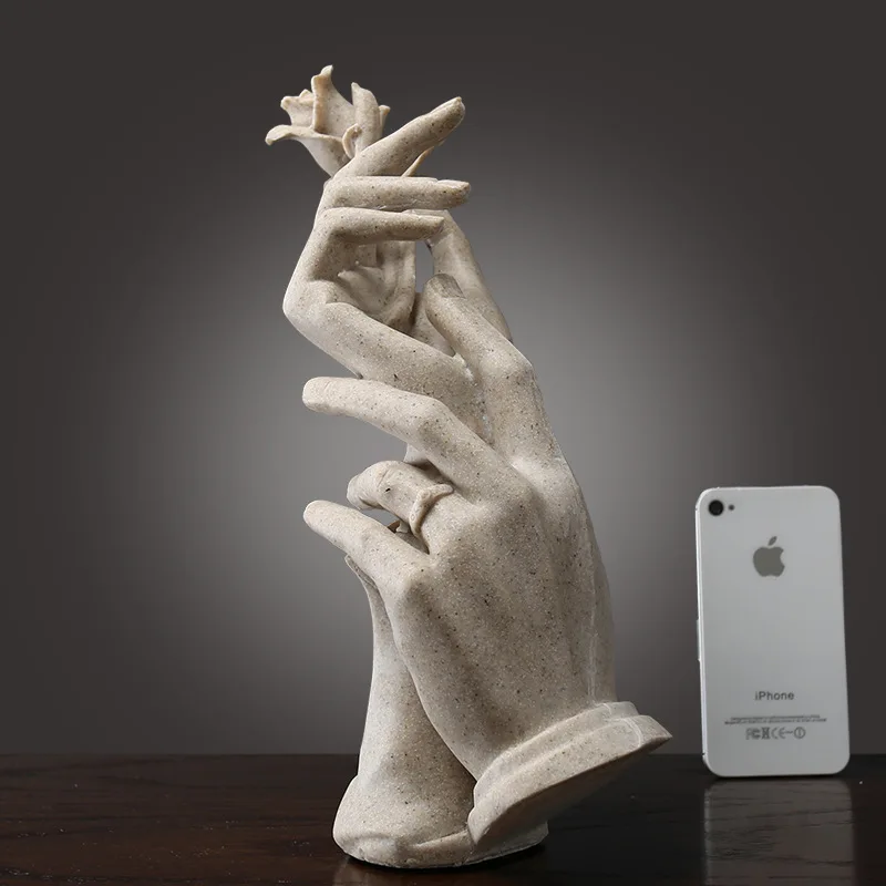 

Nordic Modern Couple Rose Wedding Gift Creative Home Decor for Living Room Wine Cabinet