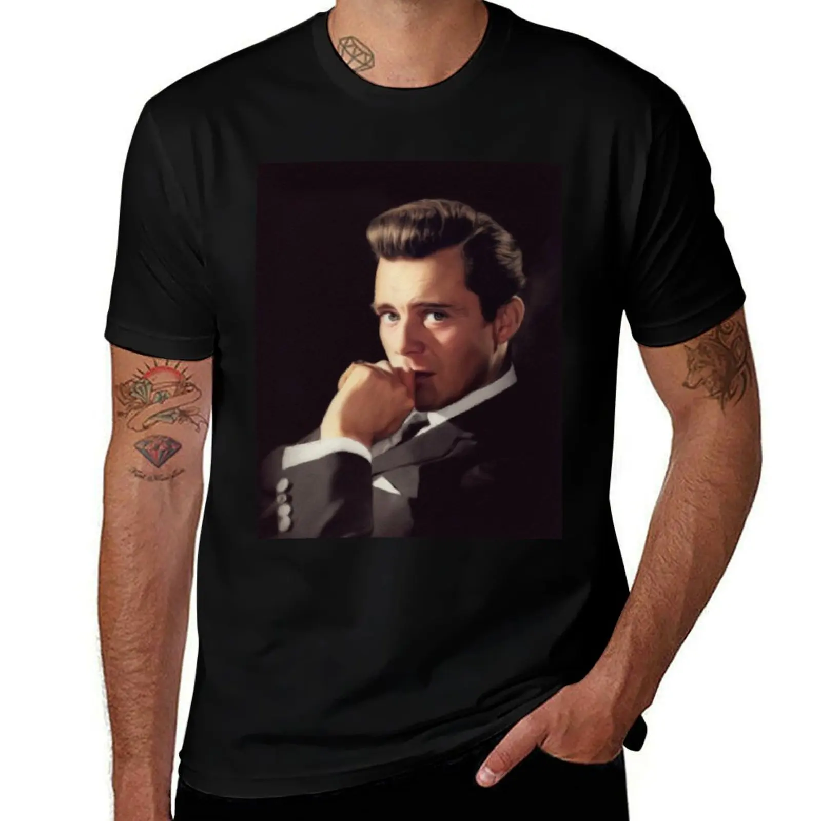 

Dirk Bogarde, Movie Legend T-Shirt Halloween Casual T-Shirt