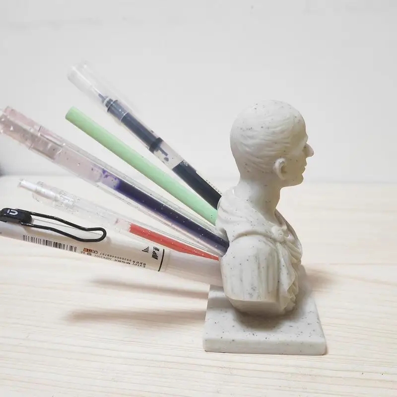 Resin Pen Holder For Desk Man Statue Resin Pencil Holder Funny Figurine For School Classroom Study Multi-Purpose Pen Holder For