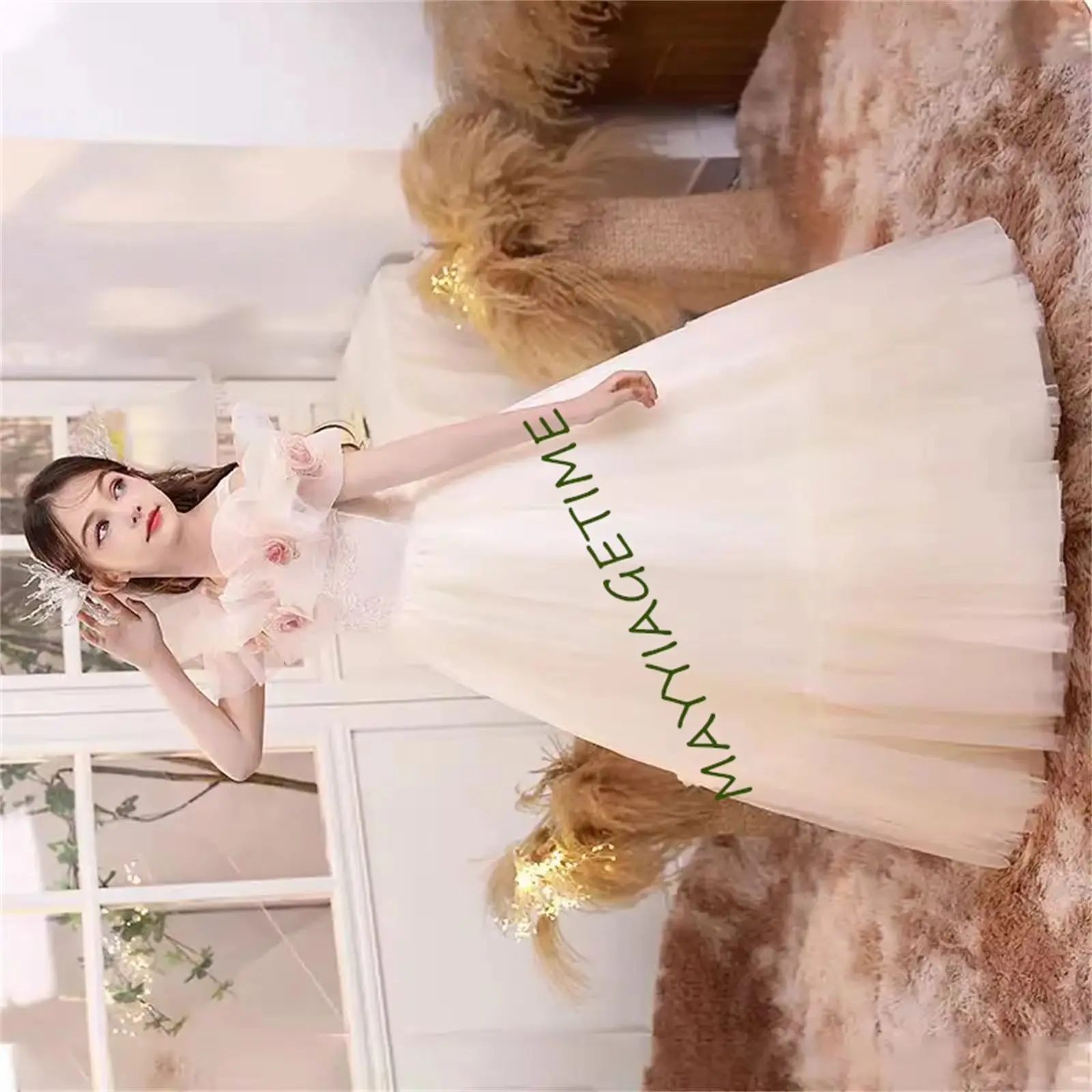 

CustomizedElegant Champagne Girl Dress with Flowers Princess Kids Wedding Birthday Party Ball Gown Holy Communion