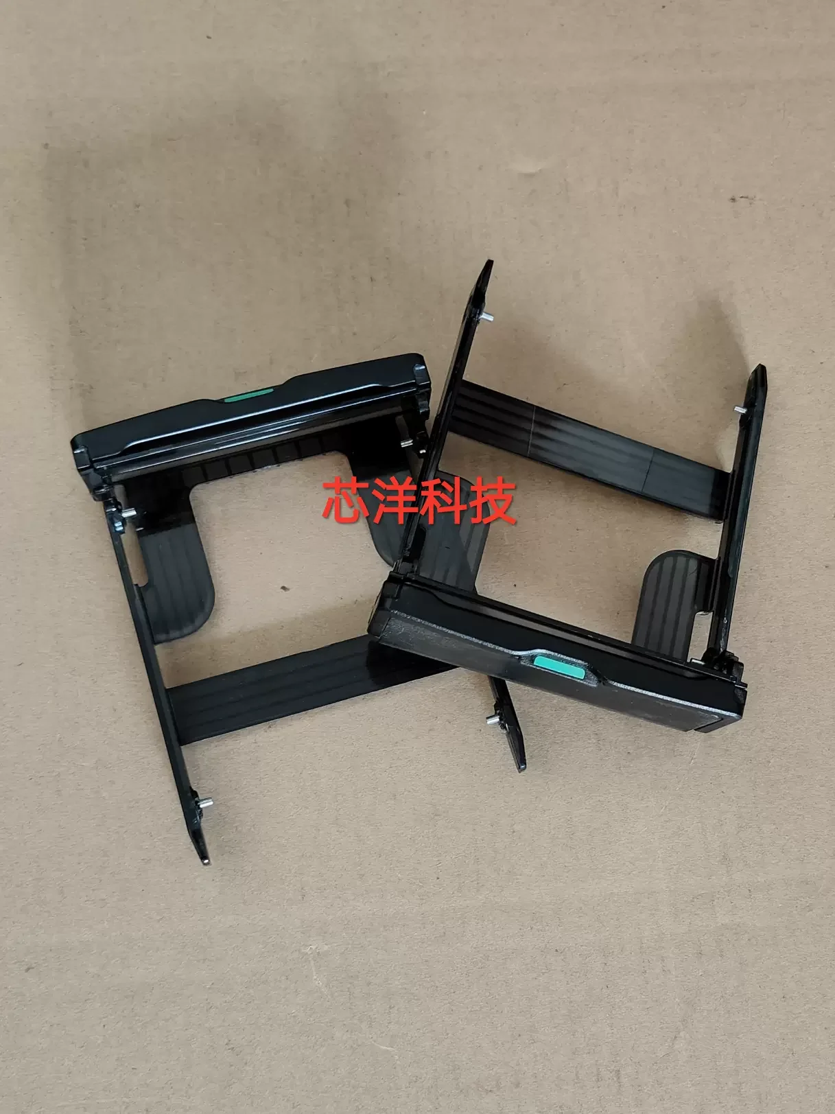 2 PIECE Suitable for  2pcs-HP 506601-002 663074-001 Z600 Z820 Z800 Z620 Z840 Z640 hard disk bracket